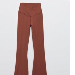 Arie Real Me High Wasted Crossover Flare Legging